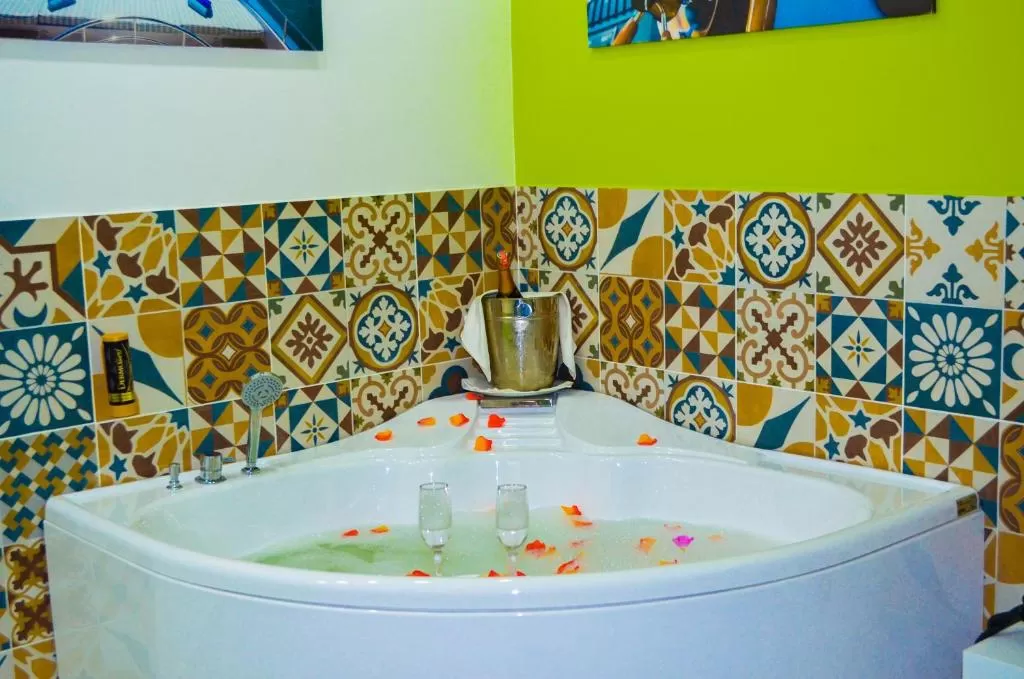 Monaco - 11 SUPERIOR 3.jpg